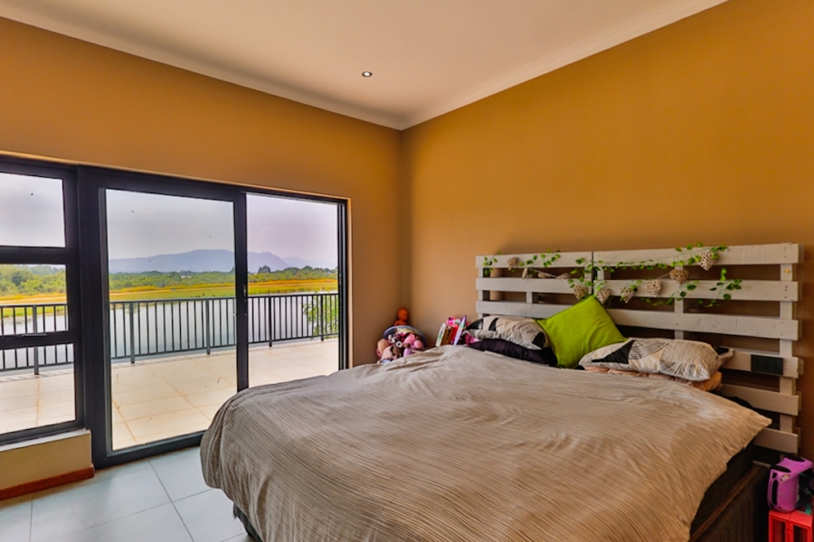 4 Bedroom Property for Sale in The Coves North West